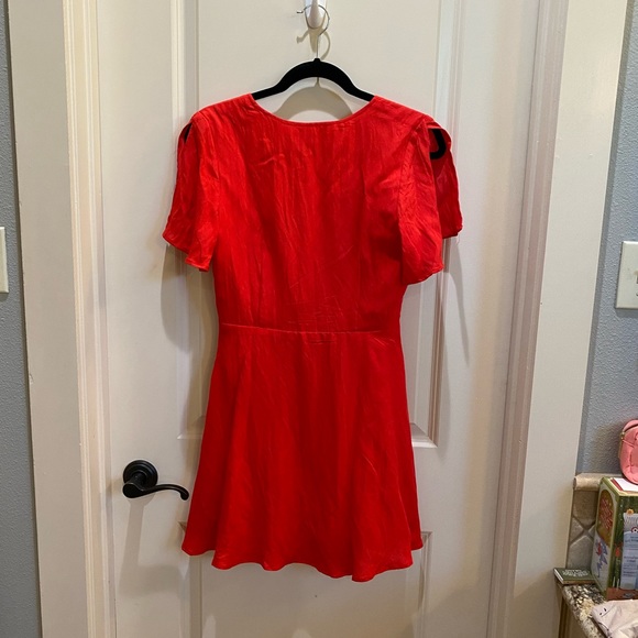 Lulu’s Tie Front Skater Dress - Picture 7 of 7